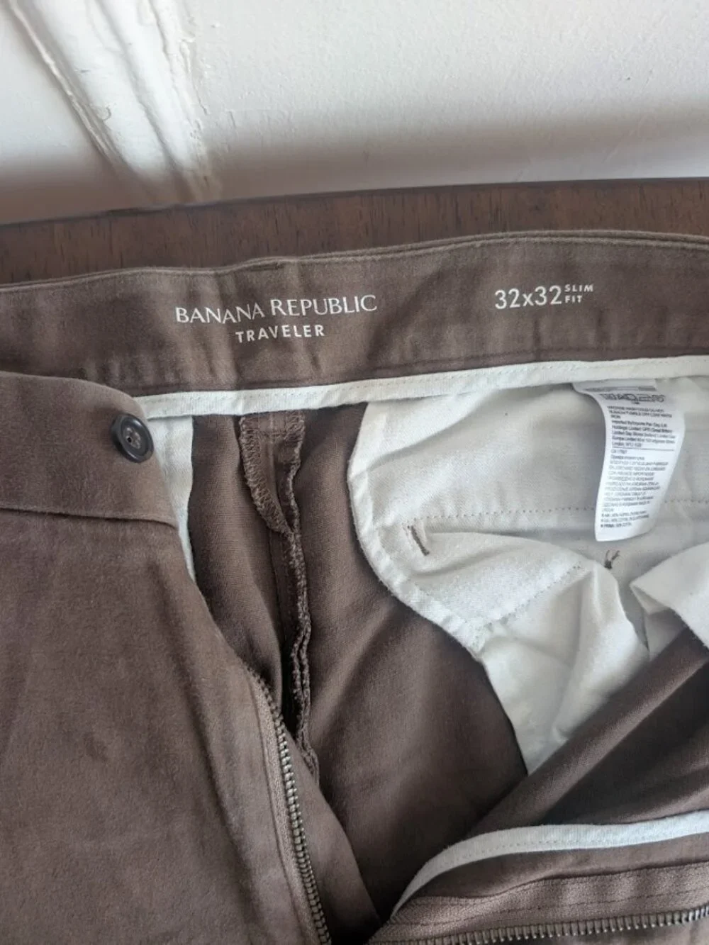 Banana Republic Tan Traveler Pant 32x32 Skinny Fit